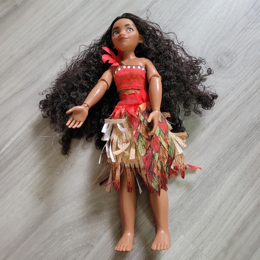 Moana doll
